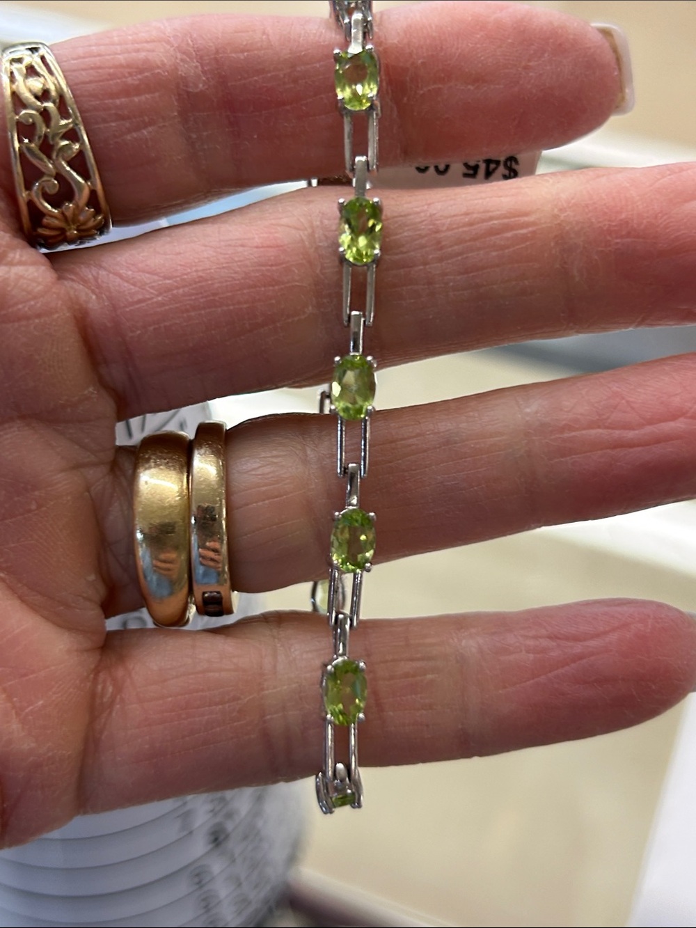 507922 silver and peridot bracelet